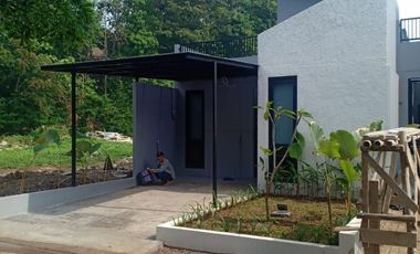 Dijual rumah 2 kamar tidur di grand cinunuk bandung