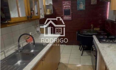 SE VENDE CASA EN VILLA EECABARREN TEMUCO