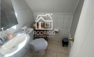 SE VENDE CASA EN VILLA EECABARREN TEMUCO