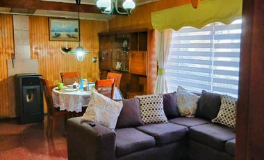 🏠Se vende amplia y hermosa casa, con espacio habilitado para Local comercial