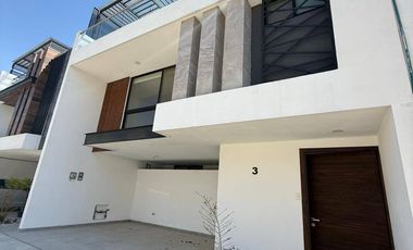 CASA EN RENTA EN LOMAS DE ANGELOPOLIS PUEBLA