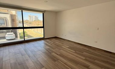 CASA EN RENTA EN LOMAS DE ANGELOPOLIS PUEBLA
