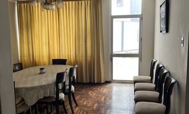 VENDO AMPLIA CASA 284 m2 -PRECIO DE OCASIÓN