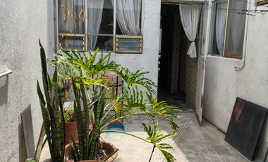 Casa en venta en Jardines del Bosque – Excelente ubicación y potencial