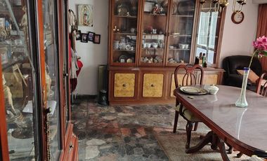 Casa en venta en Jardines del Bosque – Excelente ubicación y potencial