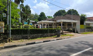 Disewakan Rumah Strategis Pusat Kota Jl.Thamrin Kambang Iwak Palembang