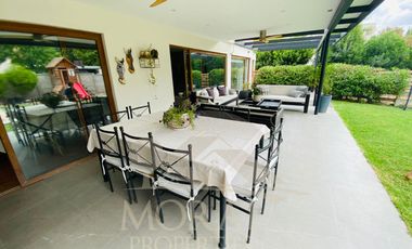 Condominio Las Flores 5d 3b Más Servicio Quincho Piscina