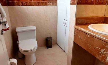 Casa de venta Urbanización Einsein, Carcelén. 4 habit. 2 parq.