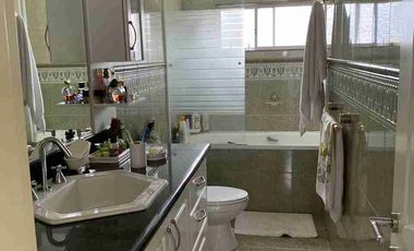 Casa de venta Urbanización Einsein, Carcelén. 4 habit. 2 parq.