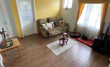 Casa de venta Urbanización Einsein, Carcelén. 4 habit. 2 parq.