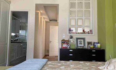 Casa de venta Urbanización Einsein, Carcelén. 4 habit. 2 parq.