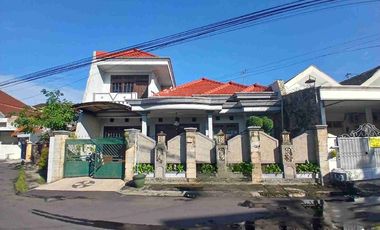 Rumah + Kost hanya 800 mtr dari Poros Soekarno Hatta. Kondisi sangat bagus
