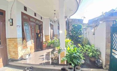 Rumah + Kost hanya 800 mtr dari Poros Soekarno Hatta. Kondisi sangat bagus