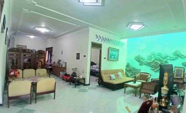 Rumah + Kost hanya 800 mtr dari Poros Soekarno Hatta. Kondisi sangat bagus