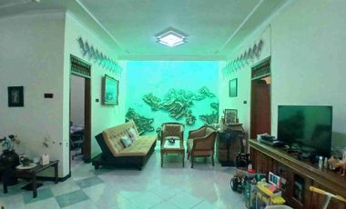 Rumah + Kost hanya 800 mtr dari Poros Soekarno Hatta. Kondisi sangat bagus
