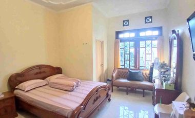 Rumah + Kost hanya 800 mtr dari Poros Soekarno Hatta. Kondisi sangat bagus