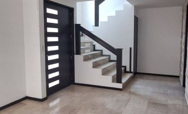 CASA EN RENTA EN LOMAS DE ANGELOPOLIS PUEBLA