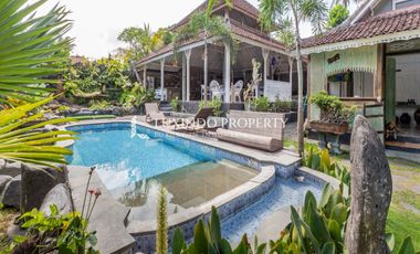 DIJUAL VILLA DENGAN 6 KAMAR TIDUR DI LODTUNDUH