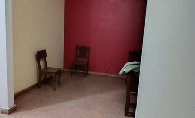 VENTA DE CASA EN PUCALLPA (2 PISOS+AIRES)