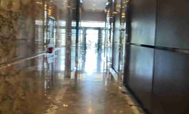 Sewa Cepat Apartemen Furnish 3+1 Kamar Tidur di Taman Anggrek Residence Jakarta Barat