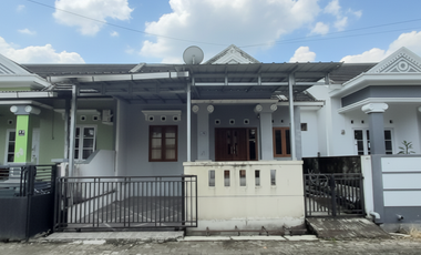 Dijual Cepat!! Rumah Sapphire Karangwangkal Dekat Unsoed