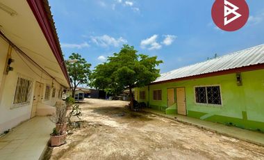 ขายห้องแถวชั้นเดียว เนื้อที่ 1 ไร่ 40 ตร.วา สระโบสถ์ ลพบุรี