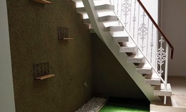 Dijual Rumah Cantik Asri dan Nyaman di Kebon Jeruk DS-14656