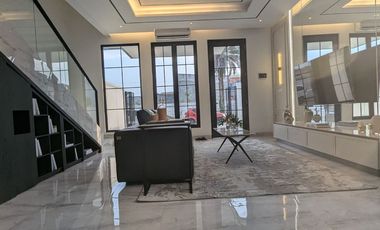 Rumah Brand New 2 Lantai di Kalideres – Carport 2 Mobil & Dekat Sekolah Ternama