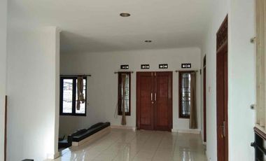 Dijual Rumah Di Jalan Haji Haris Baros, Cimahi Tengah
