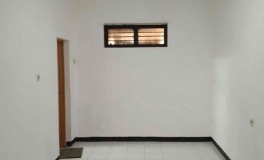 Dijual Rumah Di Jalan Haji Haris Baros, Cimahi Tengah