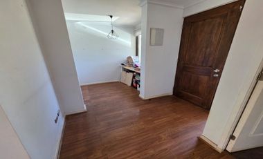 Vendo Casa de 3 pisos en Condominio Aires de Curauma II
