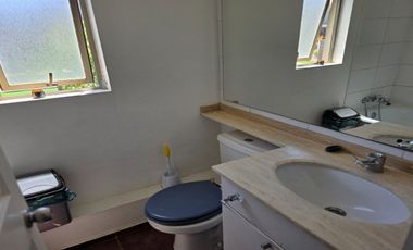 Vendo Casa de 3 pisos en Condominio Aires de Curauma II