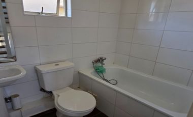 Vendo Casa de 3 pisos en Condominio Aires de Curauma II