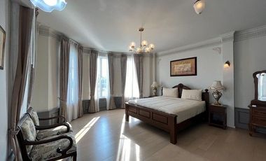 Laleo House for sale | On a 1.5 rai plot of land, 762 sq.m. of usable space. European Classic Mansion style.