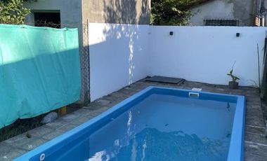 ALQUILER- DUPLEX 3 AMBIENTES CON JARDIN Y PILETA ITUZAINGO