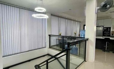 FOR SALE MODERN ELEGANT RETIREMENT HOME WITH SPACEOUS BACKYARD NEAR THE VALLEYS AND WITH ACCESS TO NEW CLARK CITY