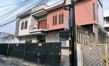DIJUAL RUMAH KOS KOST-AN PUTRI EKSLUSIF AKTIF STRATEGIS DI DAGO BANDUNG DEKAT ITB