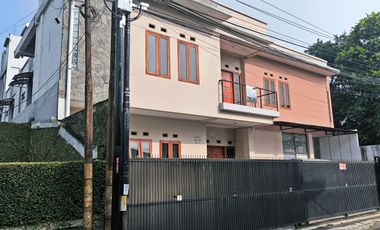 DIJUAL RUMAH KOS KOST-AN PUTRI EKSLUSIF AKTIF STRATEGIS DI DAGO BANDUNG DEKAT ITB