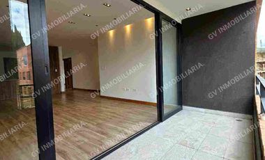 EN VENTA - INCREIBLE DEPARTAMENTO DE 3 HABITACIONES CON BALCÓN, en Av. 1ro de mayo, Quinta Lucrecia.