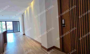 EN VENTA - INCREIBLE DEPARTAMENTO DE 3 HABITACIONES CON BALCÓN, en Av. 1ro de mayo, Quinta Lucrecia.