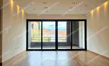 EN VENTA - INCREIBLE DEPARTAMENTO DE 3 HABITACIONES CON BALCÓN, en Av. 1ro de mayo, Quinta Lucrecia.