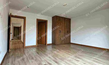 EN VENTA - INCREIBLE DEPARTAMENTO DE 3 HABITACIONES CON BALCÓN, en Av. 1ro de mayo, Quinta Lucrecia.