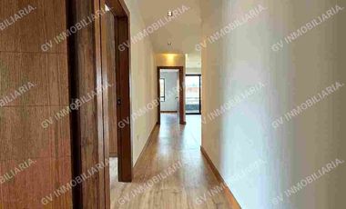 EN VENTA - INCREIBLE DEPARTAMENTO DE 3 HABITACIONES CON BALCÓN, en Av. 1ro de mayo, Quinta Lucrecia.