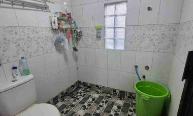Disewakan u/ R tinggal 2 lantai furniture dalam. komplek