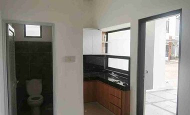 Over Kredit Rumah Cakep 2 Lantai di Jatiasih Bekasi