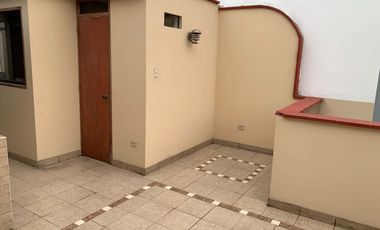Casa en venta de 3 niveles – Amplia y funcional