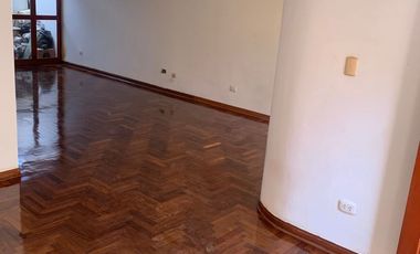 Casa en venta de 3 niveles – Amplia y funcional