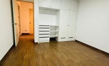 DEPARTAMENTO EN ALQUILER EN SAN ISIDRO. REFORMADO. PERMITE MASCOTAS