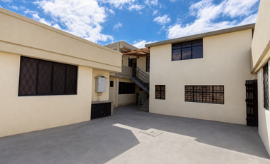 Casa Rentera en Venta - Sector Mitad del Mundo
