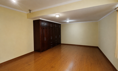 Casa Rentera en Venta - Sector Mitad del Mundo